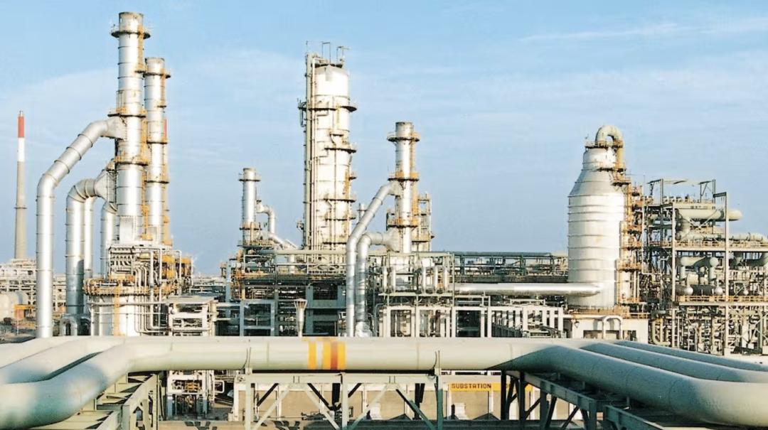 亚洲富豪最多的孟买特有钱也很贫困盛产亿万富翁过半人口在贫民窟