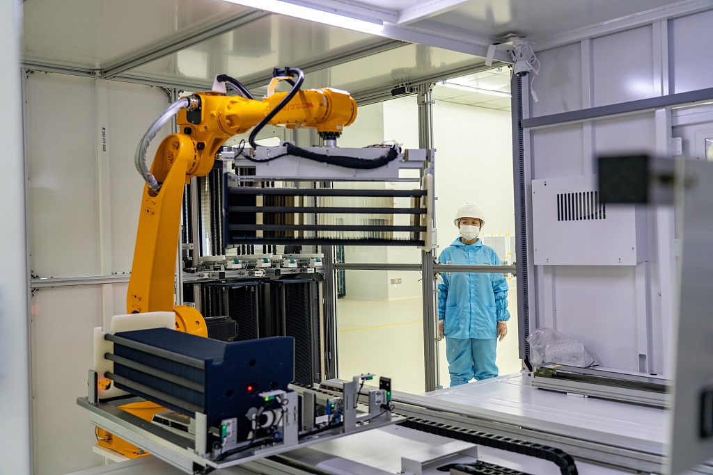 钧达股份TOPCon设备折旧年限与行业差异分析