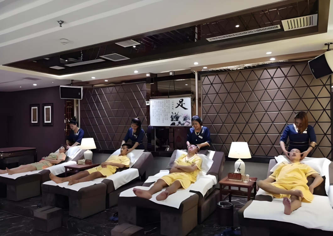足浴店的消费群体什么时候开始从中年人转向年轻人?