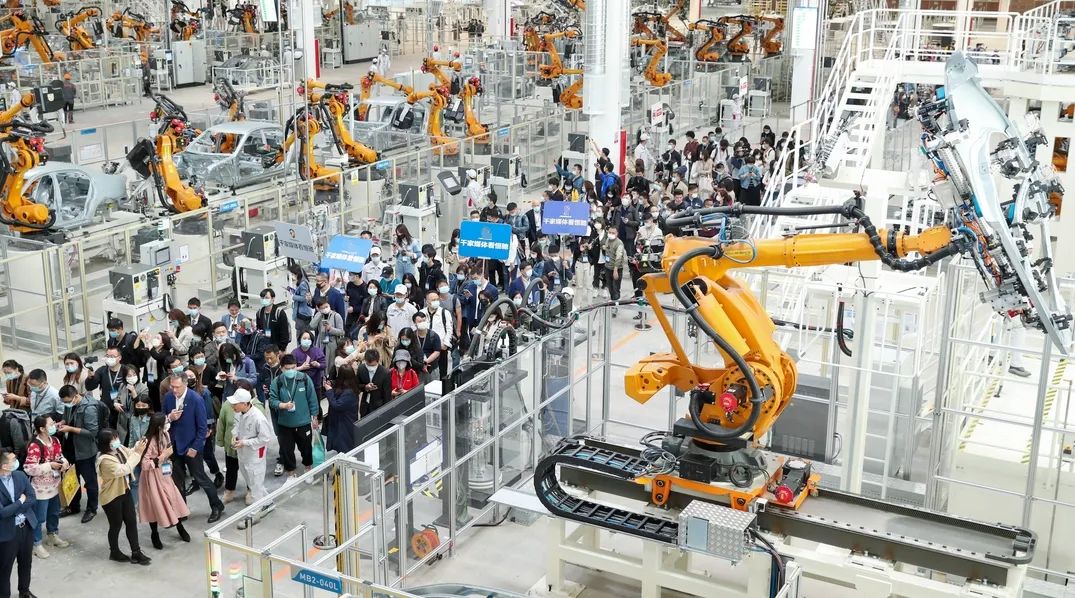 质疑中国产能过剩外国人都直呼不解