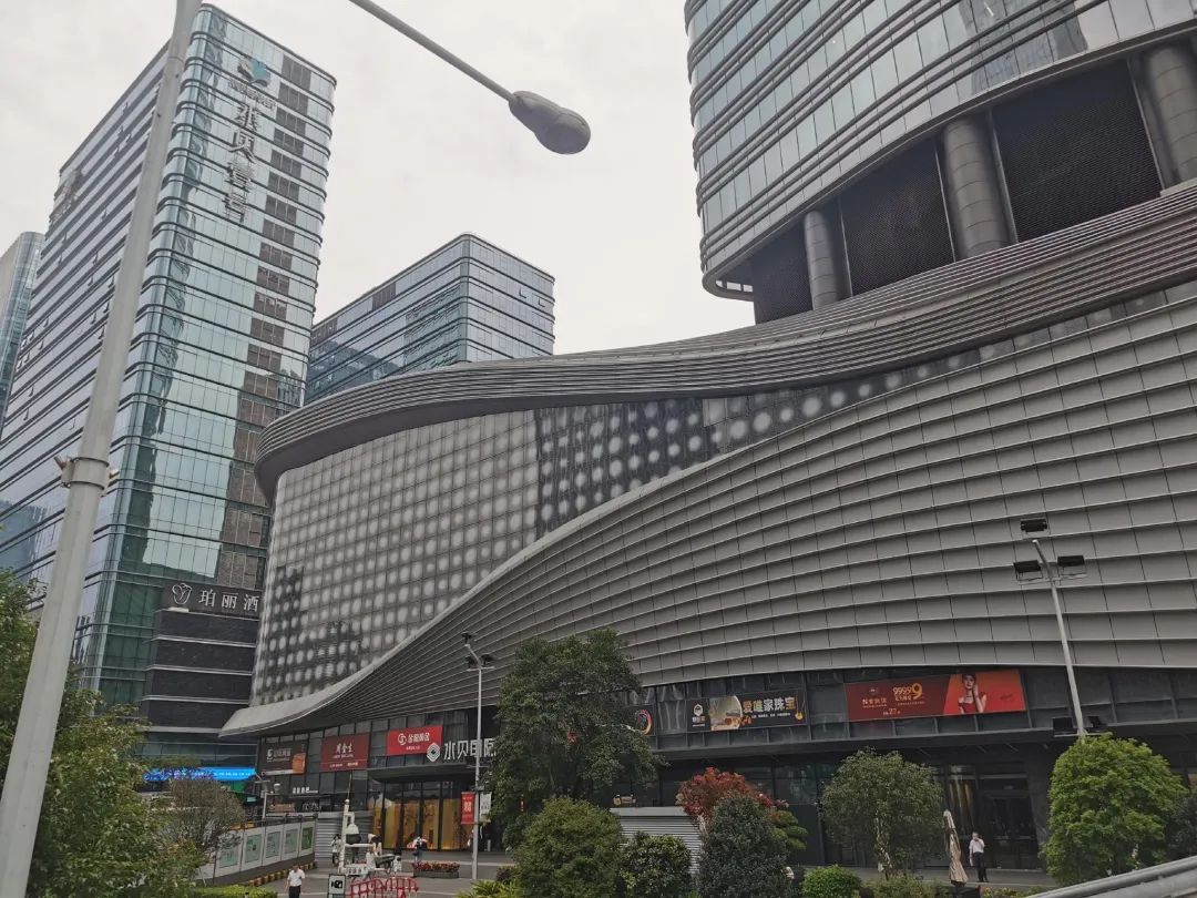 水贝再现“黄金大劫案”？老板否认卷走400公斤黄金，同行称“跑路”很常见-36氪