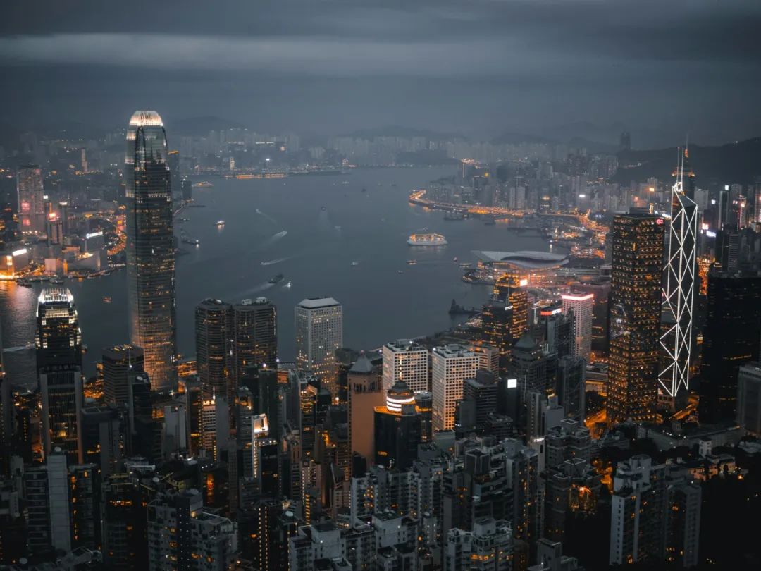 大厂AI人，奔向香港