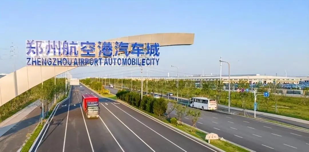 富士康大撤退,出口数据大跌,波及打工人,影响多大?