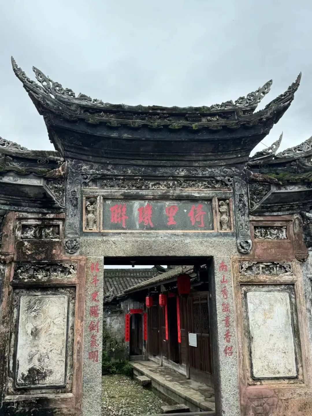反向旅游的人，都被冷门攻略骗哭了(图2)