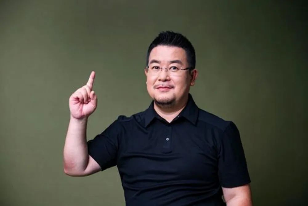 小鹏_小鹏生活_小鹏汽车何小鹏