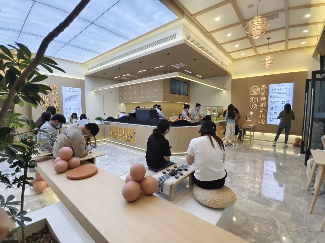 “AI茶饮”突然流行，南京开出专门店，这是什么玩法？