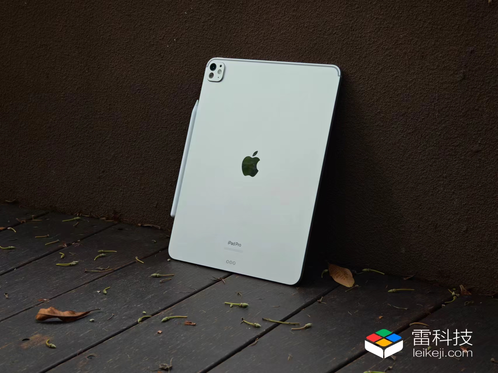 iPhone 17 Slim曝光，苹果要靠“轻薄”扳回一局