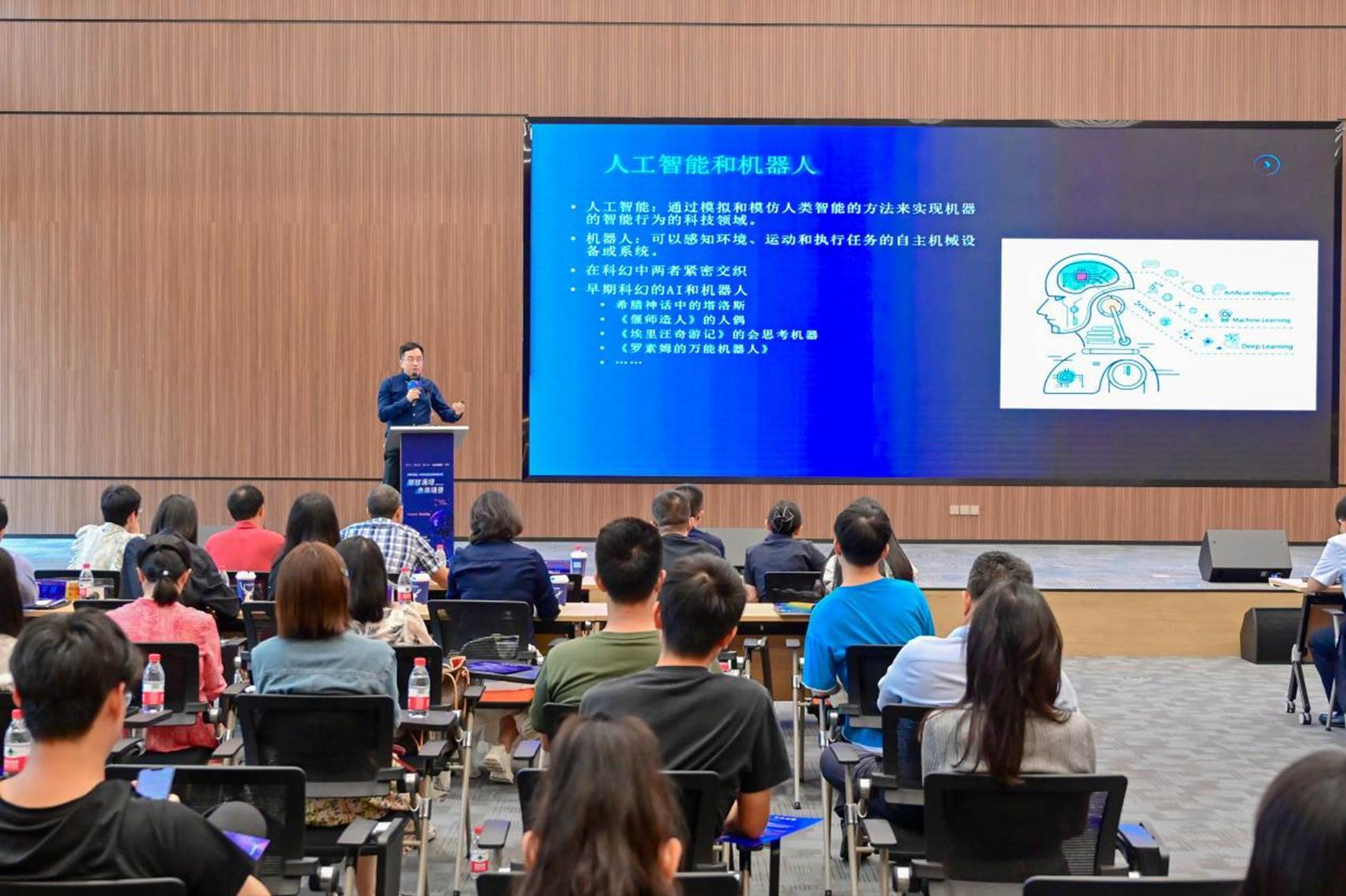 AI向善“密码”，藏在科幻与科技的交汇点