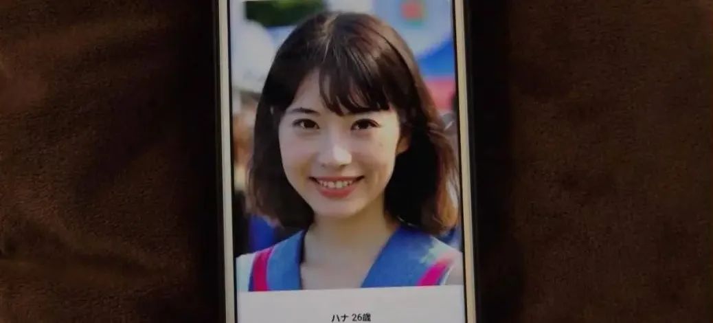 52岁大叔与24岁AI女友的爱情故事