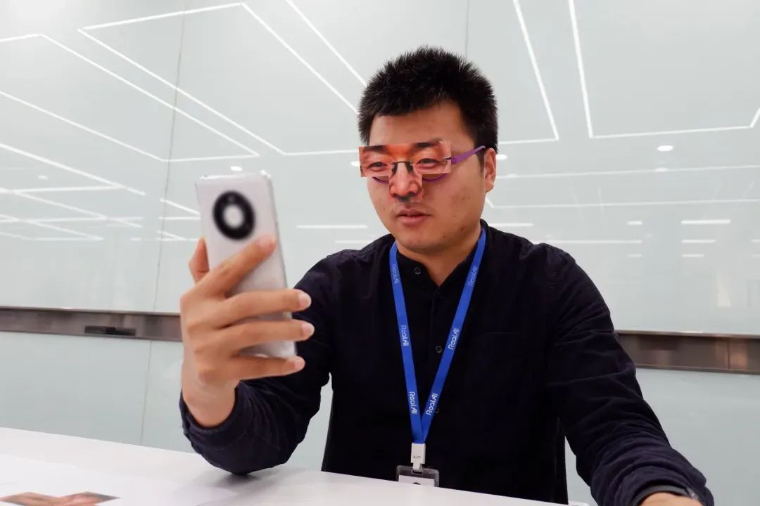 中国AI创业圈为何被“清华系”“交大帮”包围？