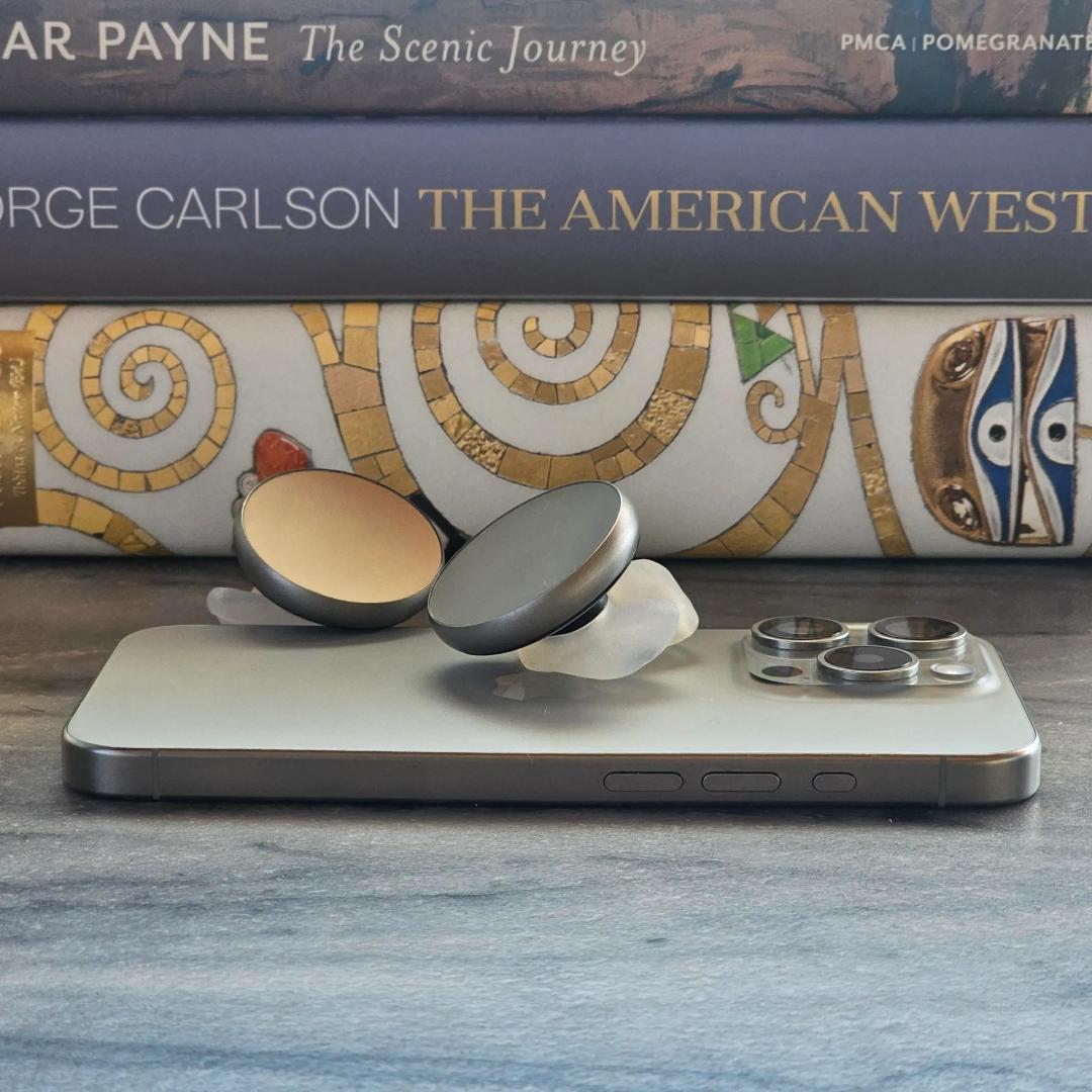 这家公司，想把 iPhone 装进一副无线耳机里