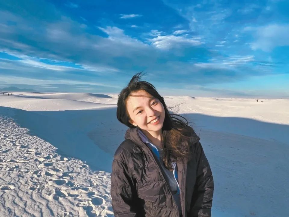 一个用AI写作的科幻小说家，发现了大模型无法取代的人类能力