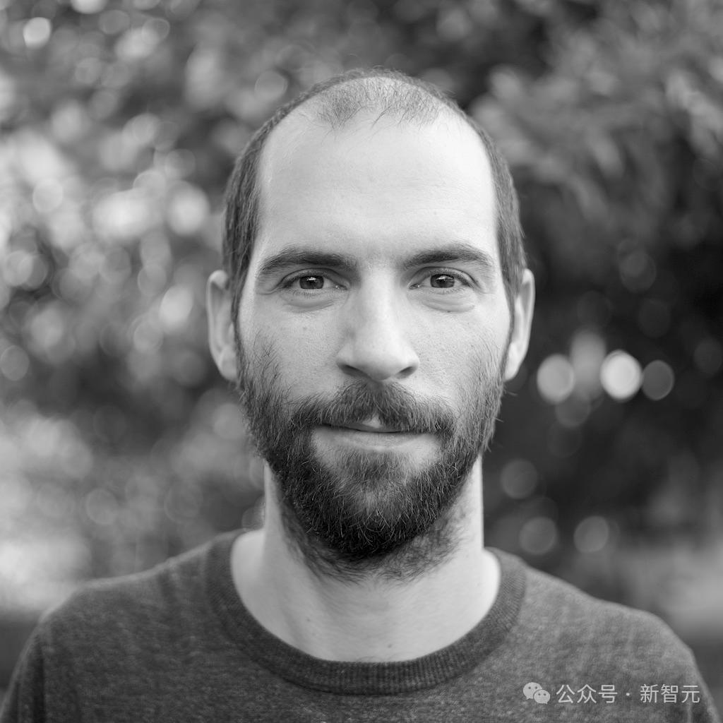 DeepMind科学家：LLM没有过度炒作，亲身分享50个AI用例让工作效率飞升50%