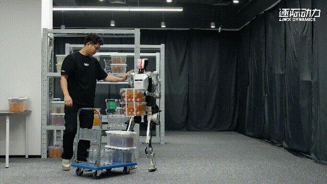 大模型给具身智能装上“大脑”
