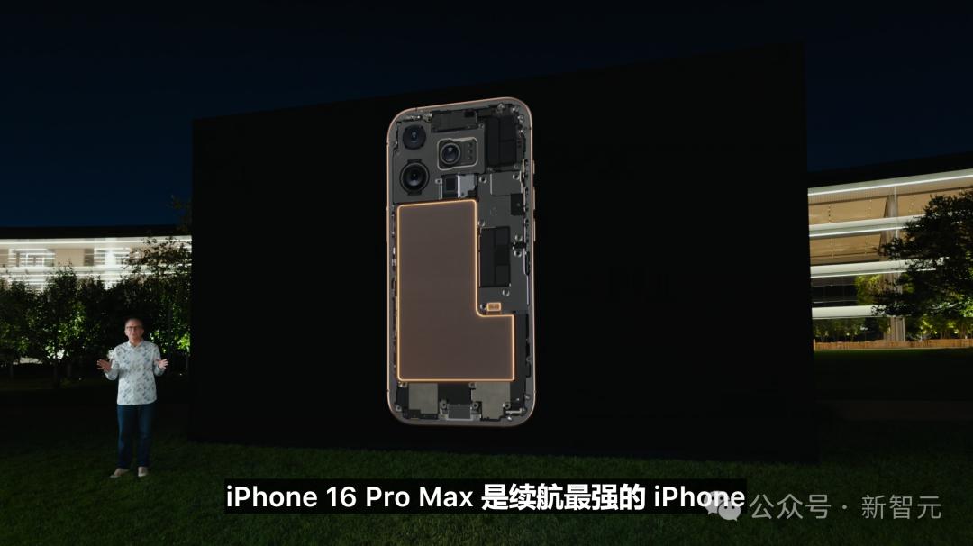 苹果史上第一台AI手机诞生，iPhone 16屠版热搜，中文版明年登场，3nm芯片封神