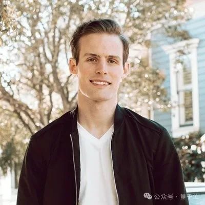 OpenAI连丢3高管，光杆司令奥特曼紧急扶持华人上位，半年流失15员大将