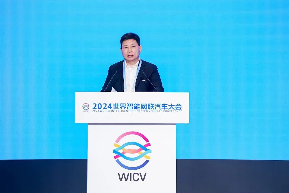 余承东雷军碰头放大招，华为明年推L3自动驾驶，小米两年狂砸540亿造车-36氪