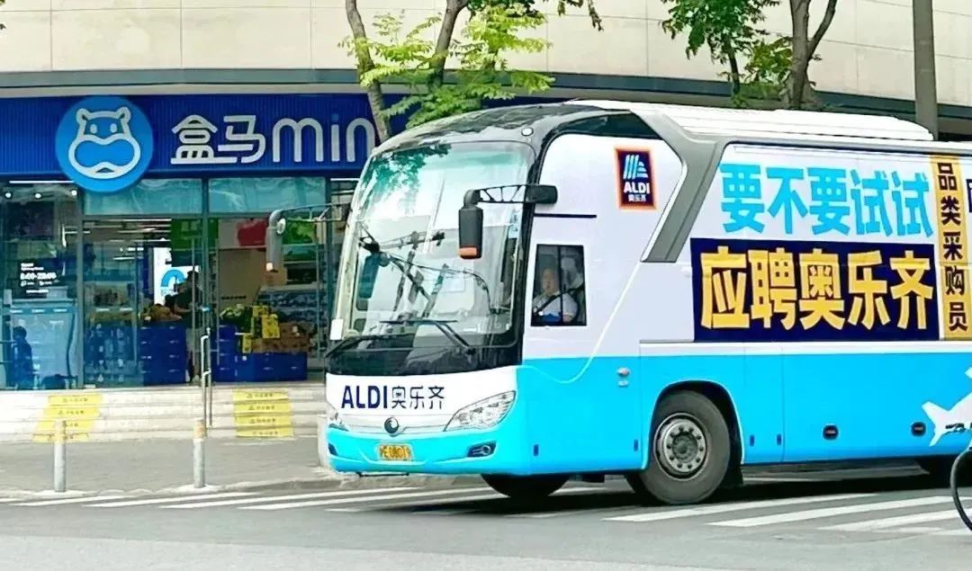 五一最火“穷鬼超市”，被3万人搬空货架(图15)