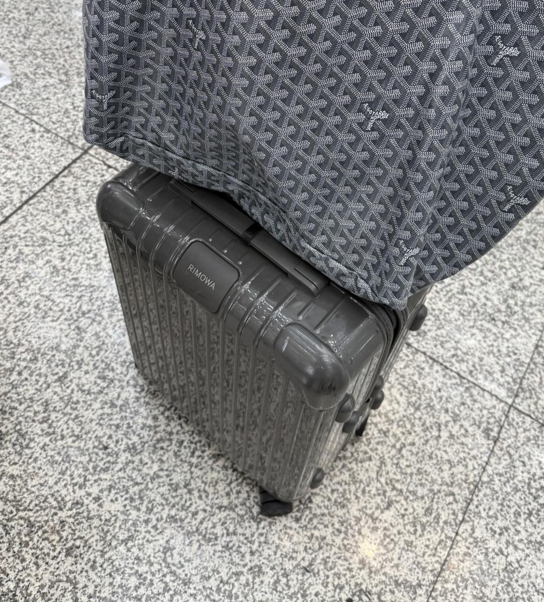 经典旅行箱_旅行箱货源_