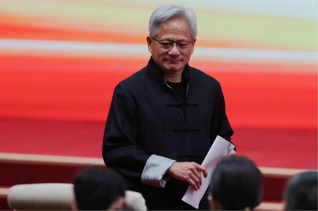黄仁勋链博会亮相：AI变革时代与中国的角色