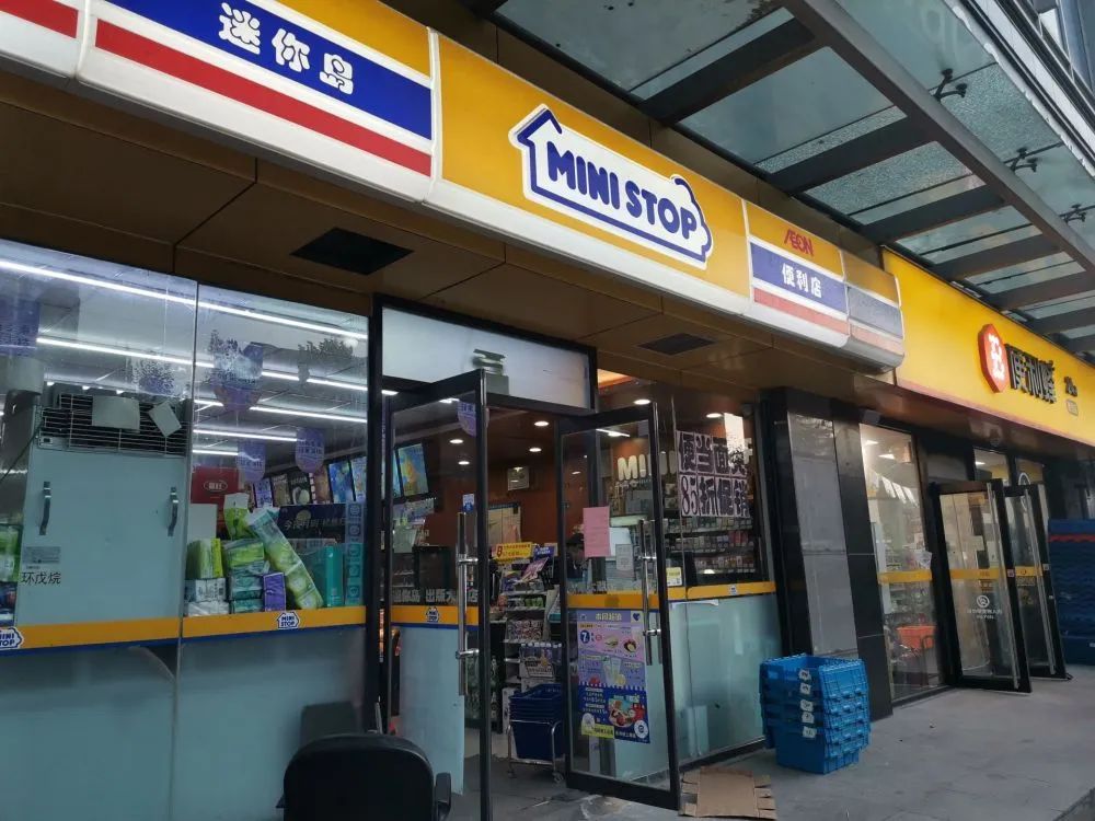 罗森进驻青岛！能避开迷你岛、便利蜂折戟的命运吗？