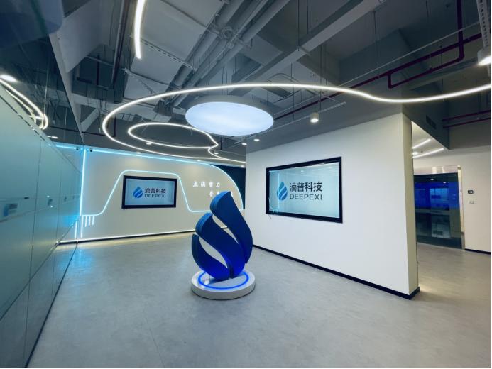 Palantir 4000亿市值神话下，中国 「Palantir」 已在 AI 产业换挡期浮现