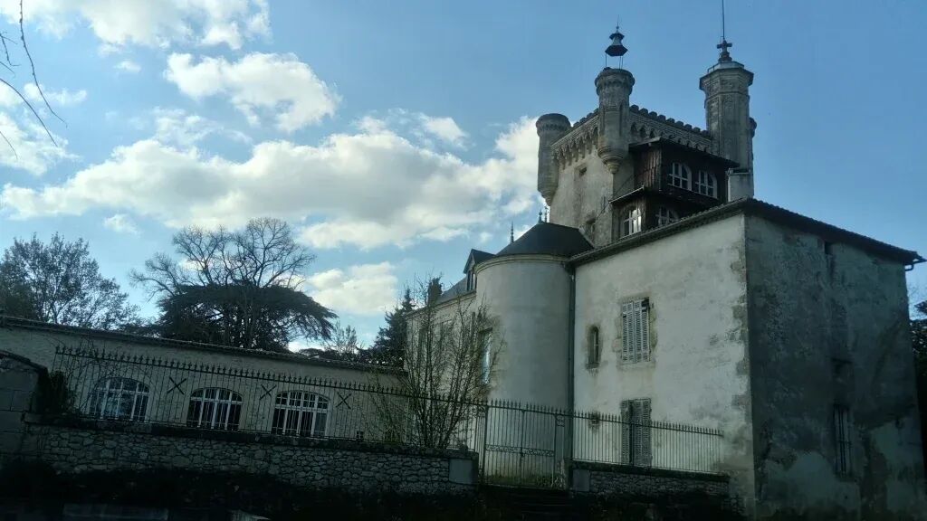 中产最爱的「装腔消费」，崩盘了？_https://www.izongheng.net_快讯_第2张