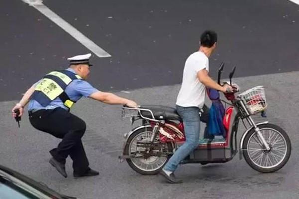 电动自行车新国标落地引热议：限速、载人与成本的权衡 电动自行车 新国标 限速政策 交通安全 第10张