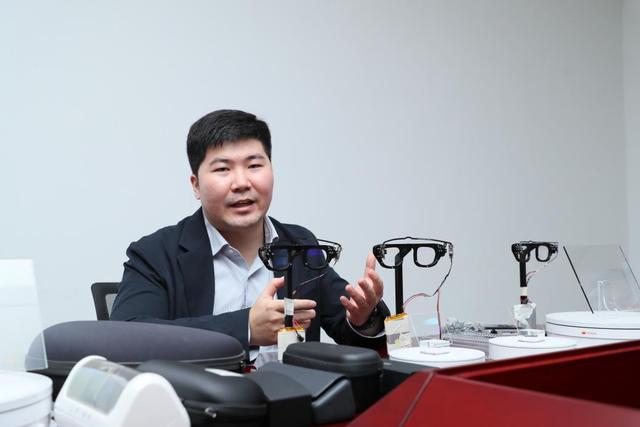 广州黄埔新型显示产业：创新驱动与全球竞争新格局 新型显示产业 AR光学技术 产业链生态 广州黄埔 第2张