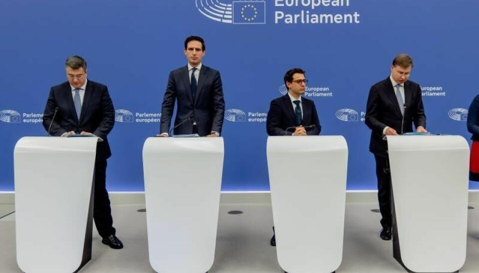 丁仲礼院士四年前神预言成真：欧盟2035燃油车禁令搁浅，电动化蓝图遭遇现实寒流 欧盟燃油车禁令  丁仲礼院士预言 欧洲电动化转型困境 北伏破产 第12张