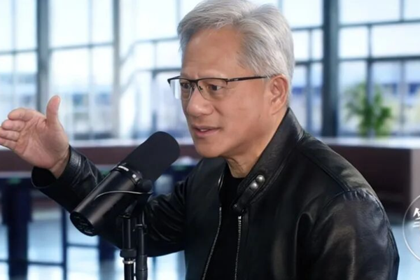 黄仁勋最新访谈：要想成事，这4点远比智力更重要