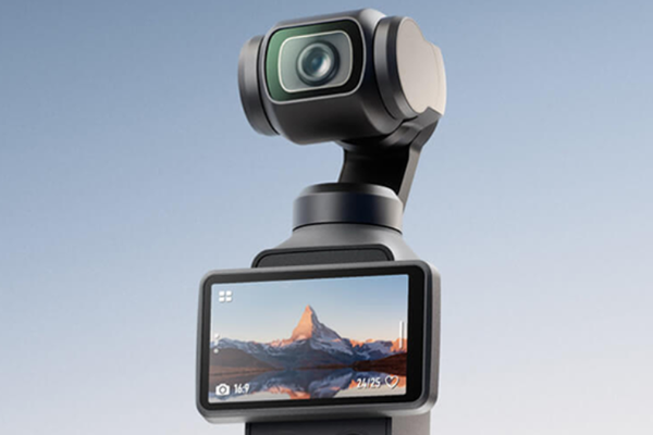 最前线｜大疆发布 Pocket 4 并预告双摄版本，起售价下调500元