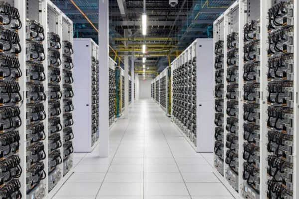 大型挂机现场：马斯克的55万英伟达GPU，利用率才11%