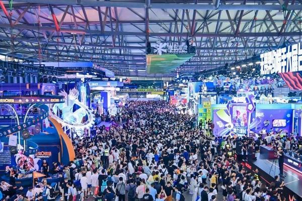 ChinaJoy’s Most Hardcore Zone: 36Kr’s Live Studio Will Dive Into AI, Robots, and the Future of Fun