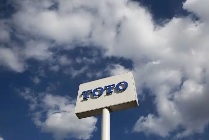 卖马桶的 TOTO 杀疯了，成了 AI 芯片的幕后赢家