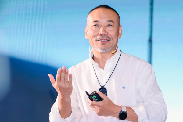 G7 E‑Flow unveils wearable AI camera for last‑meter freight