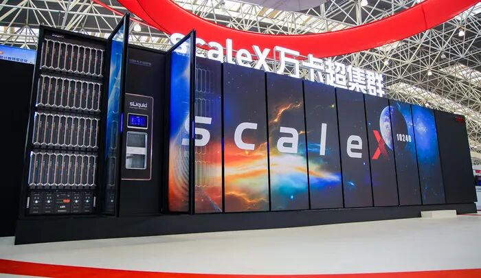 2026 WAIC收官：满场AI新物种背后，藏着物理 AI 的终局线索