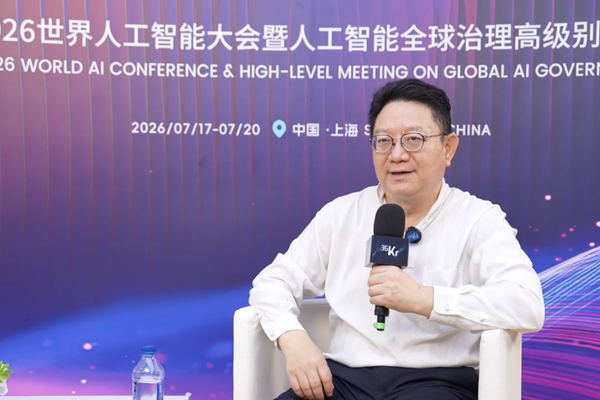 对话曾鸣教授：AI时代，企业竞争的关键是构建智能复利，让AI真正进入业务流程-36氪