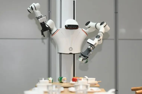 Tsinghua PhD Focused on Embodied Brain Technology Secures 9 Rounds of Financing: “ChatGPT Moment” Doesn’t Exist in Robotics Industry