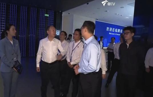28岁姚顺雨坐马化腾身旁，&ldquo;AI大战&rdquo;核心圈挤满90后